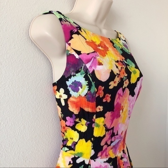 The Limited Floral Dress - Picture 6 of 7